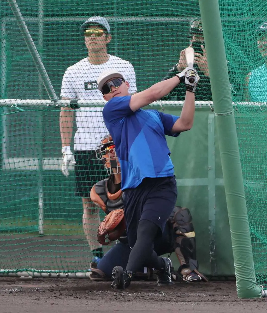 阪神・森下、沖縄での自主トレを公開　2年目に20本塁打を宣言