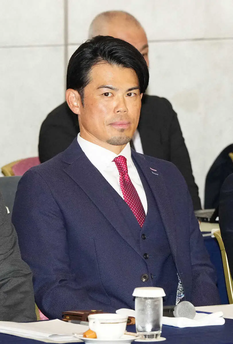 【画像・写真】楽天・今江監督　初の12球団監督会議に「まず会議の前のあいさつが緊張」