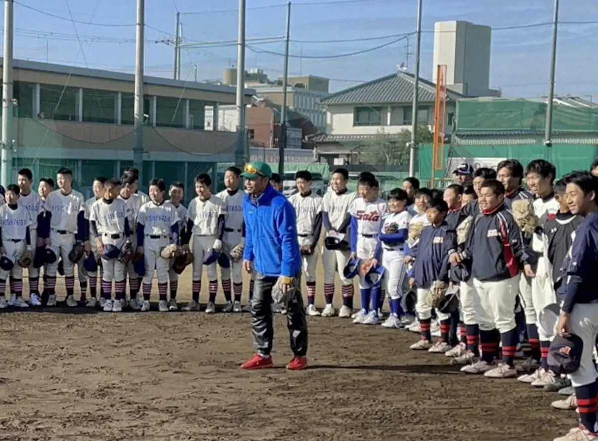 鳥谷敬氏が大阪市内で野球教室　小中学生に金言　くじけそうになった時、支えられたのは「感謝の気持ち」