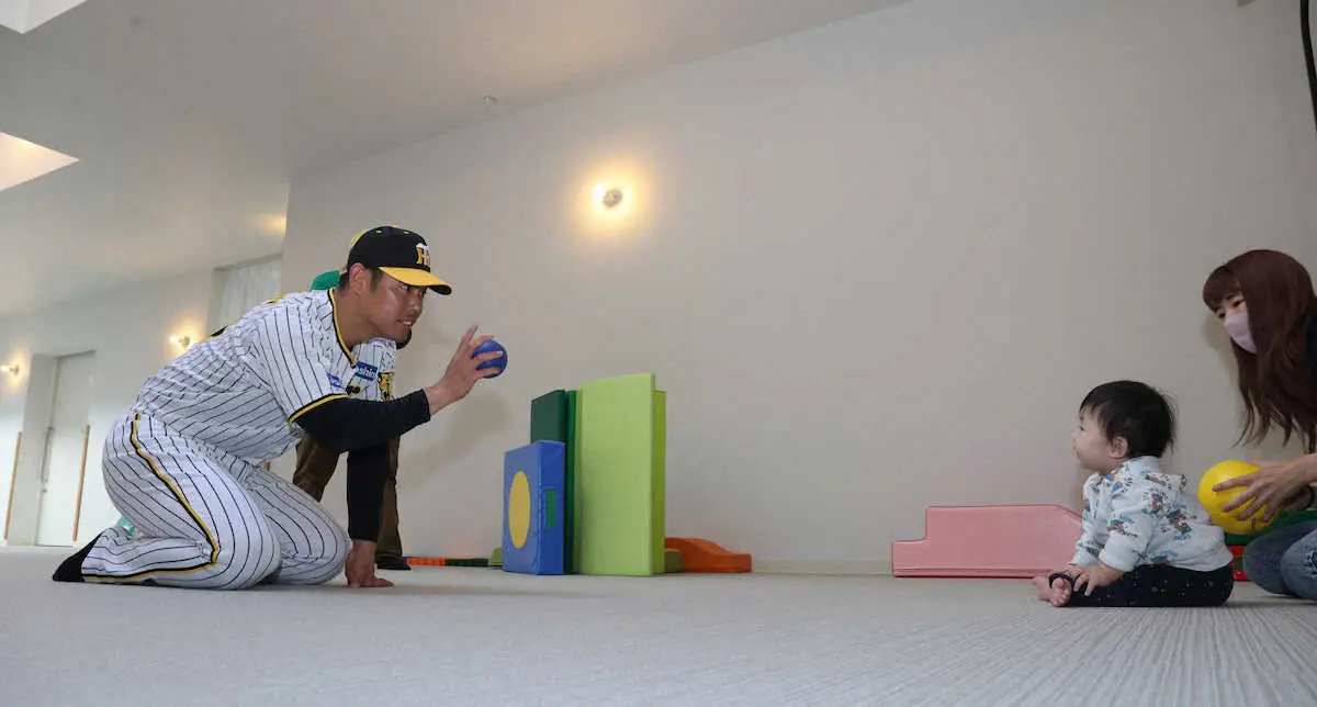 医療施設で子供たち勇気づけた阪神・原口の希望　「僕の支えは野球　またやりたいからずっと頑張れた」