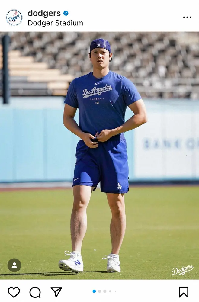 ドジャースが筋骨隆々な大谷翔平のトレーニング姿を公開　球団Tシャツ＆短パン姿に「ブルーが似合う」