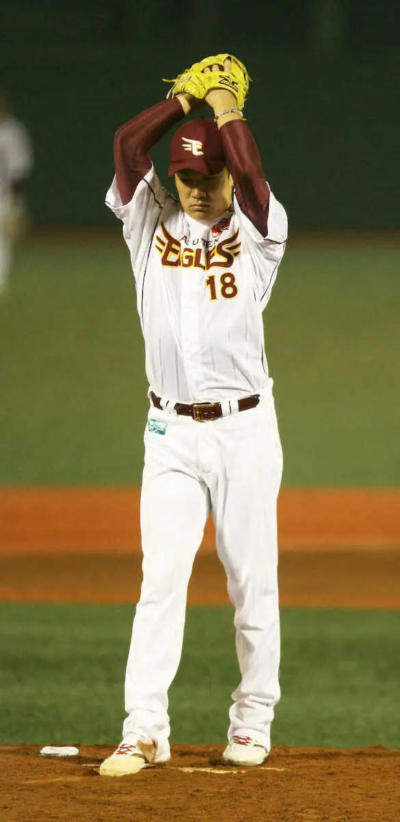 2009年、ワインドアップで投球する楽天・田中将
