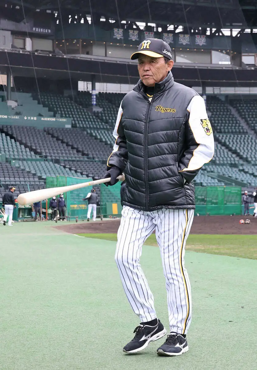 阪神・岡田監督の野球論　強いチーム＝面白くないチーム　打ち勝つ派手さなくともスキのないプレー徹底