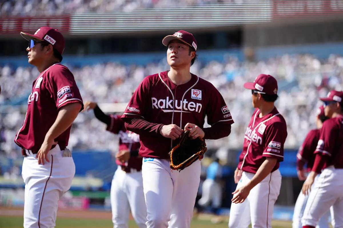 楽天・滝中　苦手ロッテ克服ならず…5失点KO　今江監督「連敗中の相手に大量失点はこういう流れに」