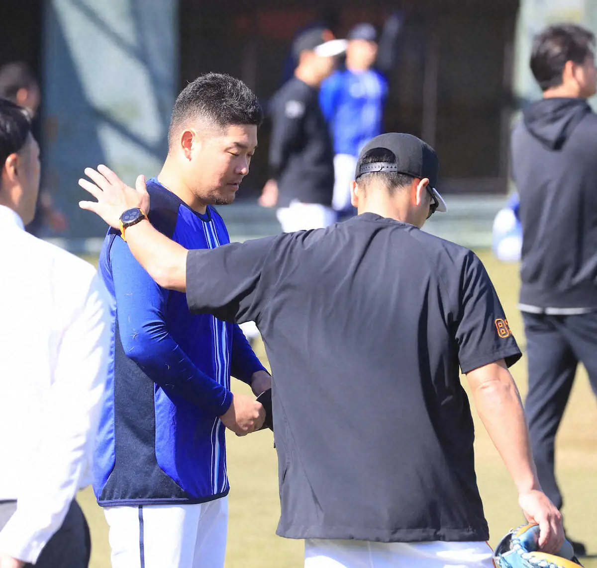 巨人・阿部監督　DeNA・筒香と日本球界復帰後初対面「とにかく、セ・リーグを盛り上げていこうぜ」