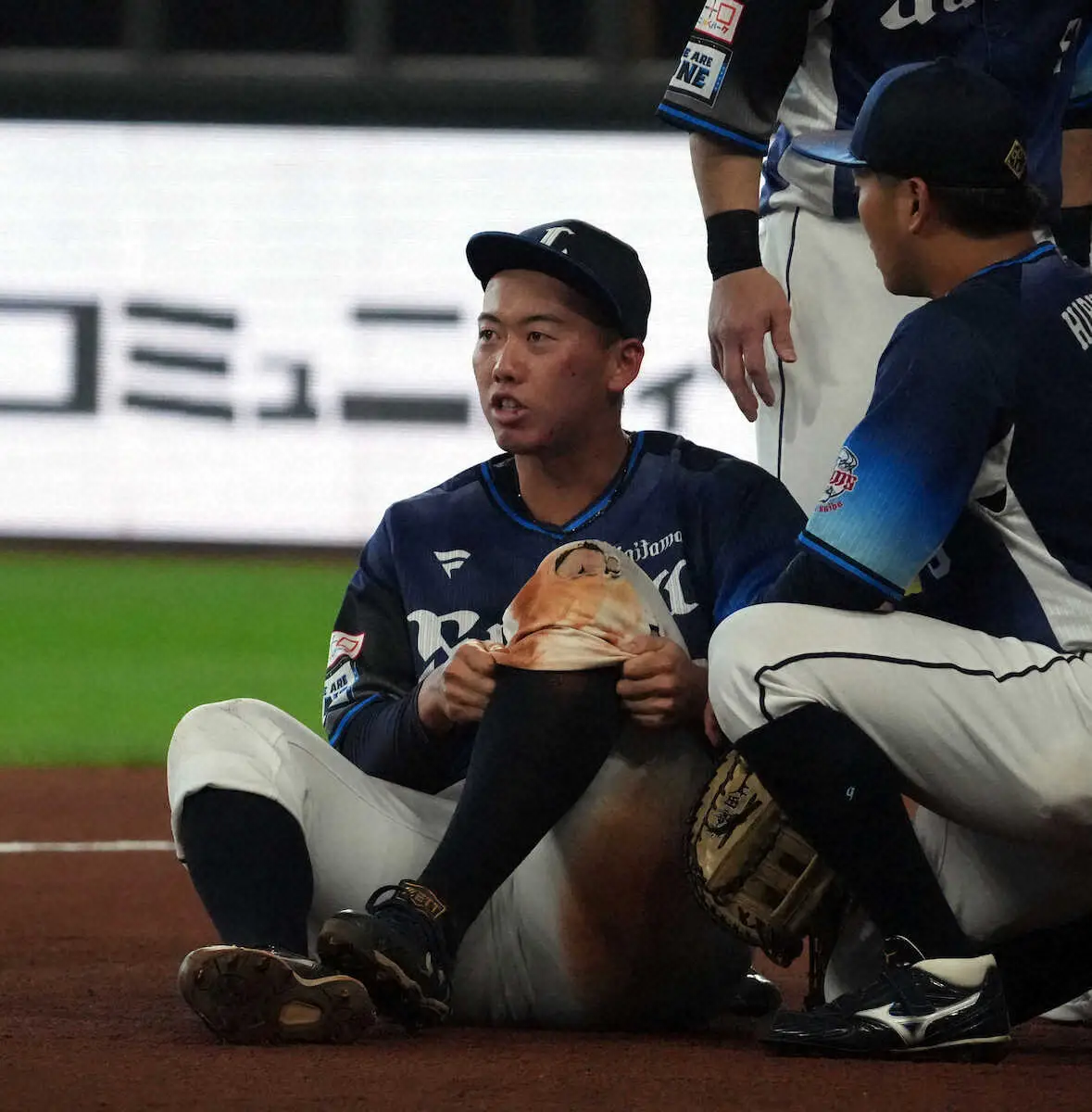 西武・村田怜音が左膝前十字じん帯損傷で長期離脱へ　15日の日本ハム戦で一塁ネット激突