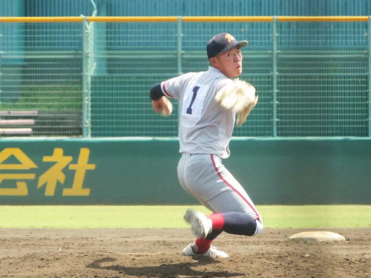 京都国際はエース左腕の中崎が緊急登板　9回の3失点を反省　高校野球春季京都大会　
