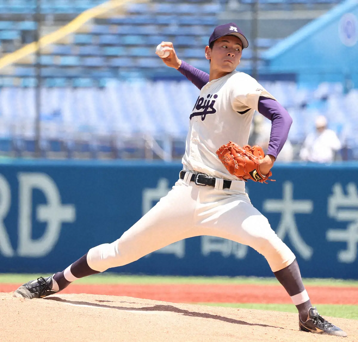 【東京六大学野球】1メートル92の長身右腕、明大・高須が防御率トップでシーズン終える