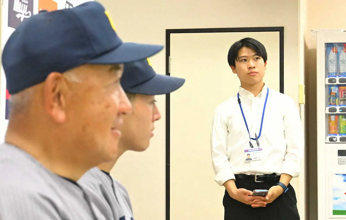 東京六大学野球の「取材」を支える慶大勝野淳マネジャー　記事生む「もう1問」と「アイコンタクト」