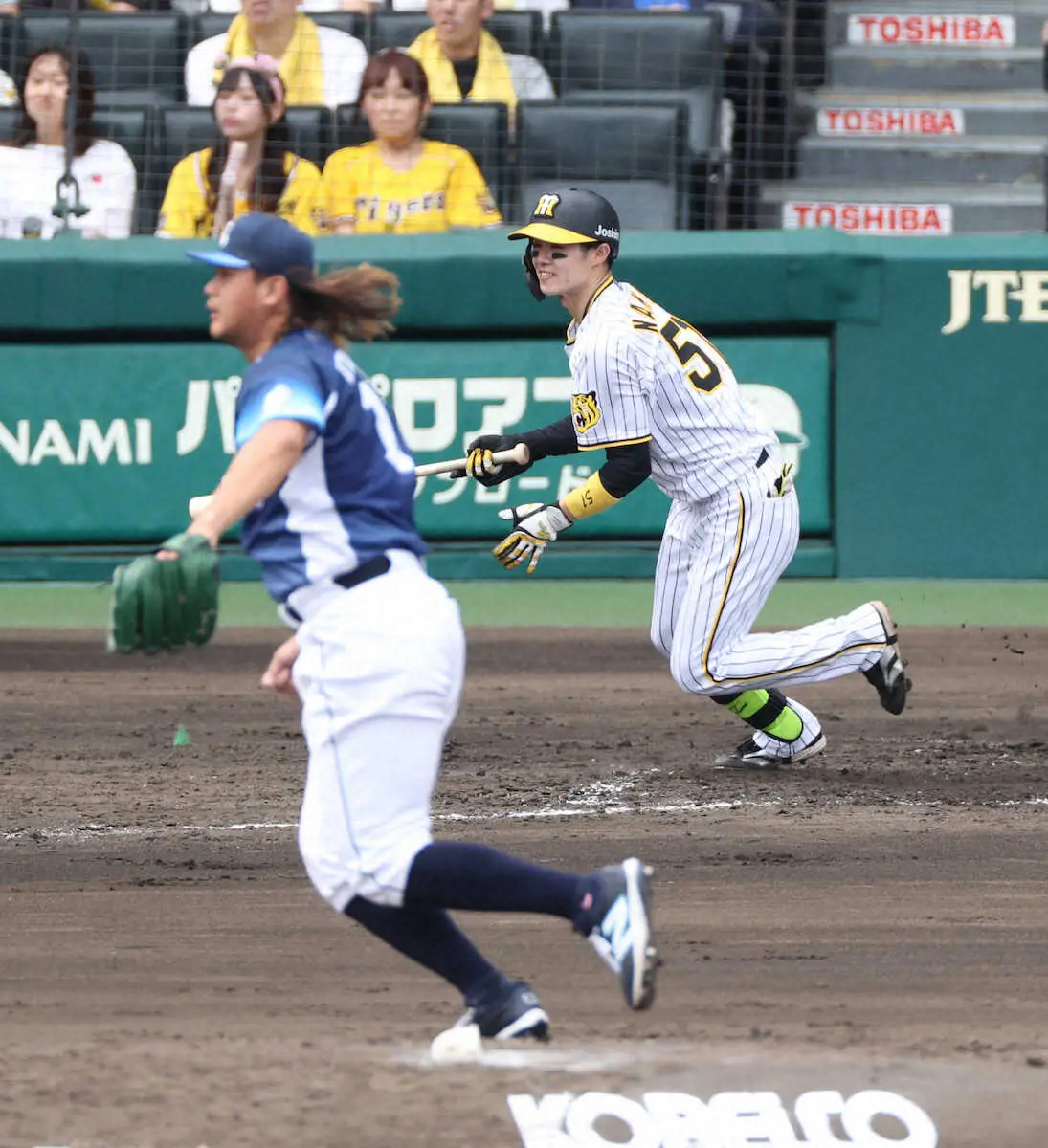 阪神・中野　13年夏甲子園準決勝で敗れた西武・高橋から“リベンジ”先制二塁打