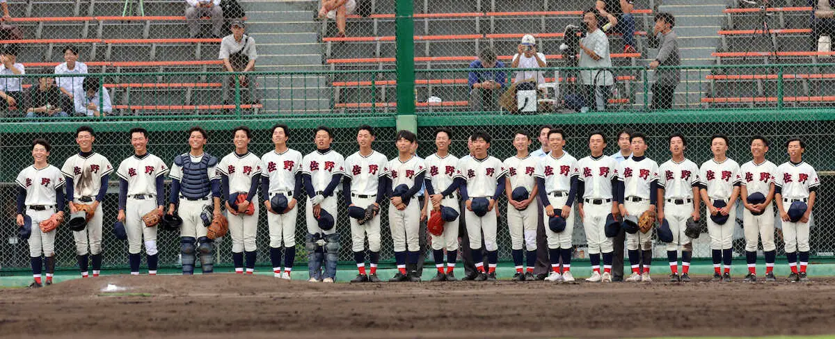 大阪公立の星、佐野が13得点コールド発進　部員35人全員が両打ち　「考える野球」を徹底