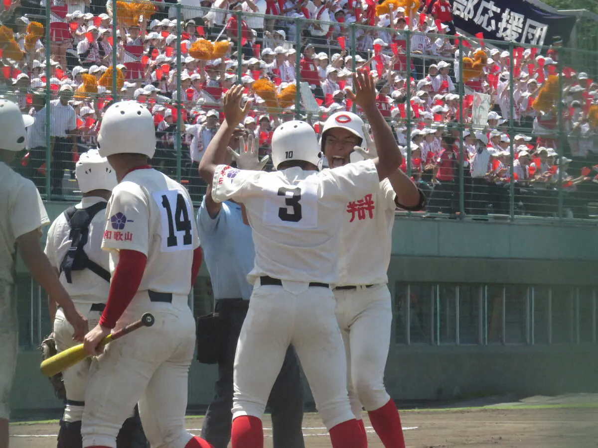 【高校野球】智弁和歌山・上田がびっくり満塁弾！2年ぶり27度目夏の甲子園に大手