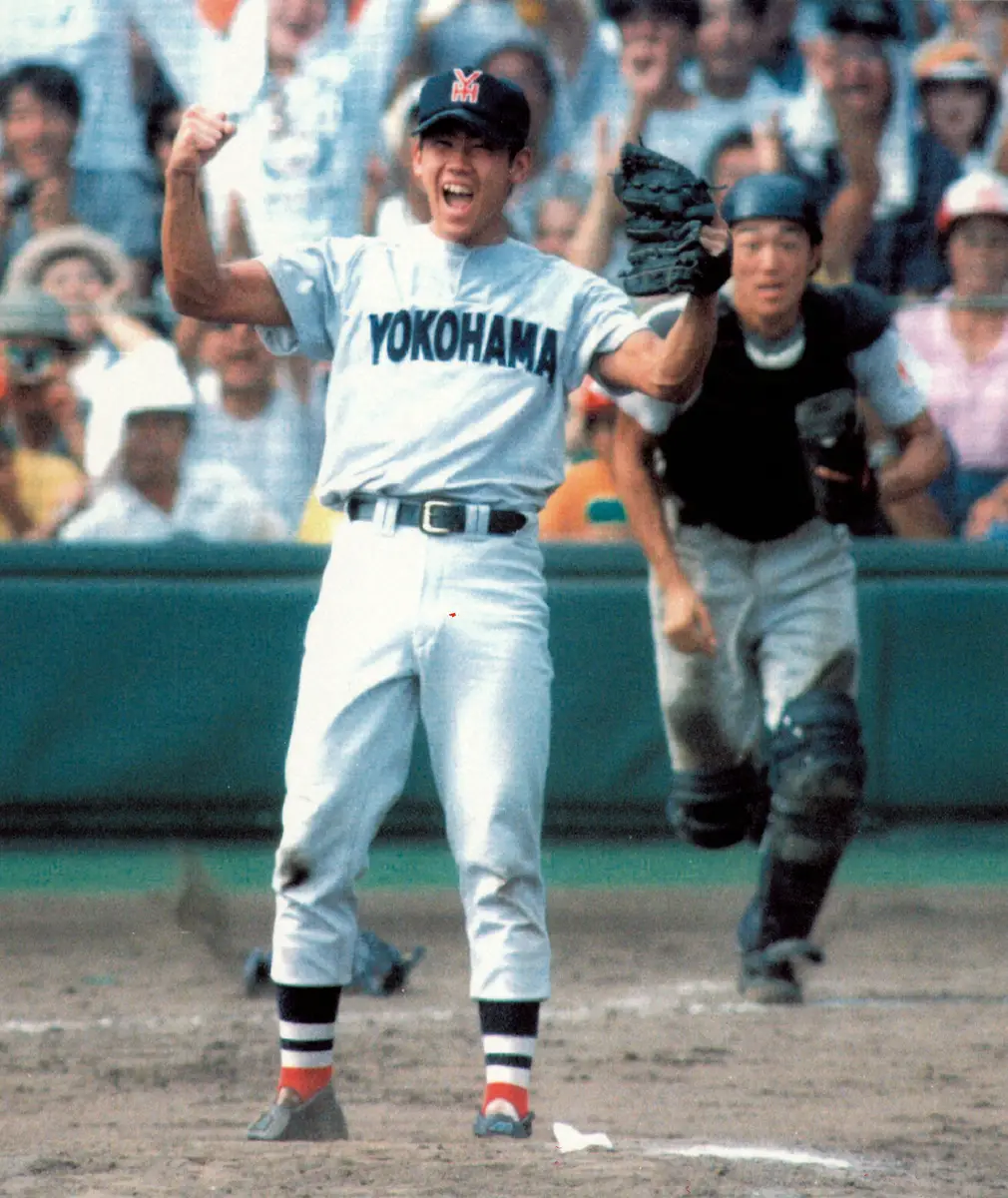 98年、横浜高で春夏連覇を達成した松坂氏