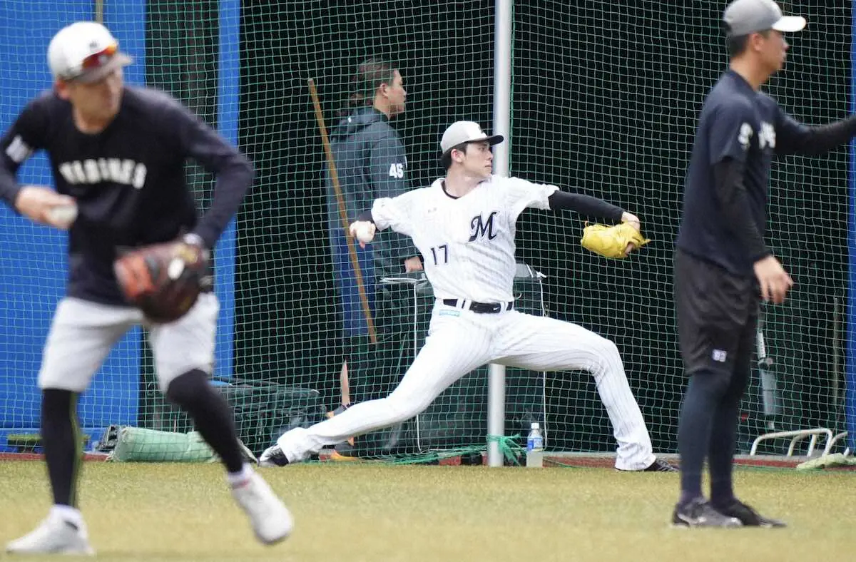 ＜ロッテ練習＞一軍に合流した佐々木（撮影・長久保　豊）