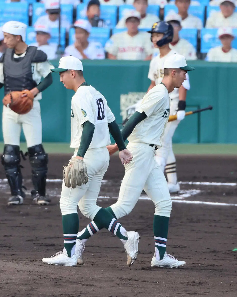 【甲子園】今朝丸とエース背番を争った報徳学園の間木「またどこかで敵として…」