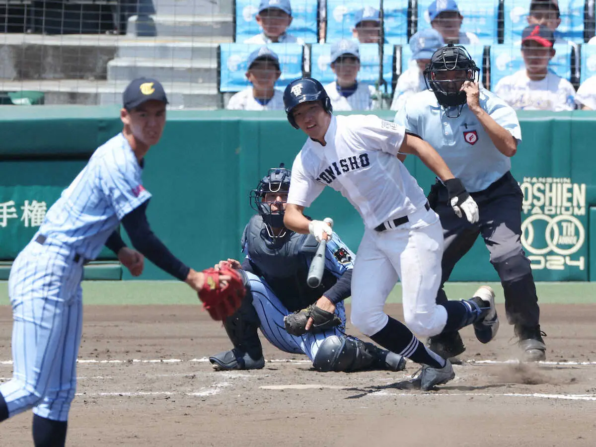 【甲子園】富山商・森　2安打、投手としても3番手で力投　後輩に「戻ってきて1勝してほしい」