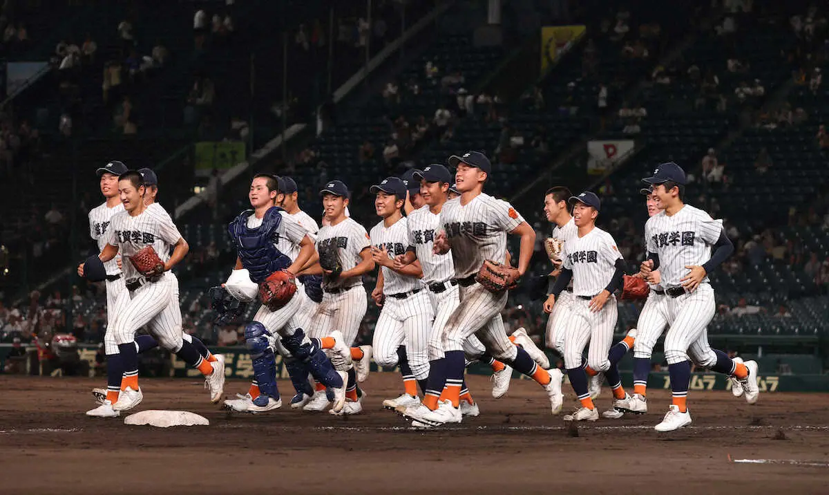 【甲子園】滋賀学園　初の夏2勝！花巻東下し3回戦進出　右腕・脇本が完封、打線は2戦連続2桁14安打