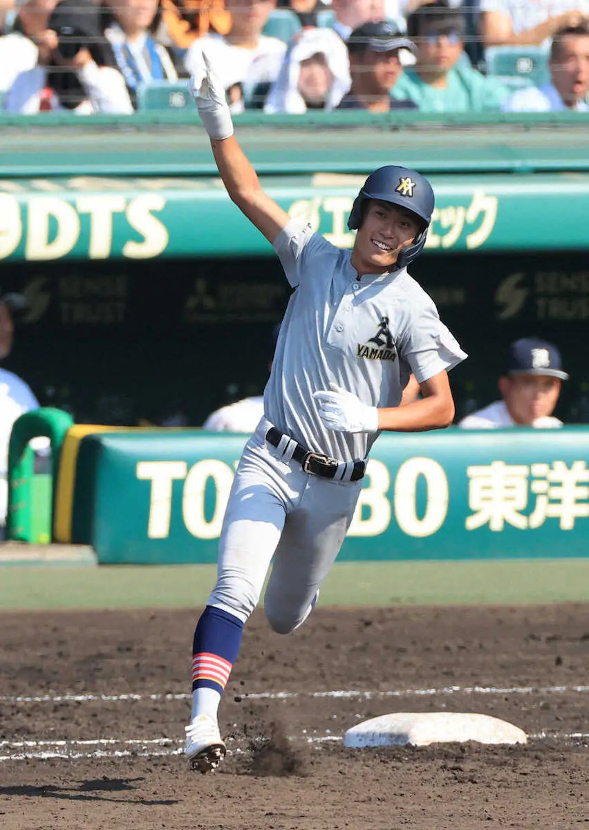 【甲子園】大会第2号本塁打の青森山田・佐藤洸「今までにない感覚」　青森大会決勝から殊勲の2試合連続弾