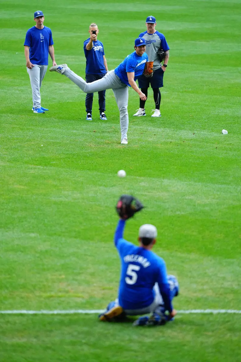 大谷翔平「1番・DH」で先発　3試合連発に期待　試合前には捕手役座らせて初の投球練習