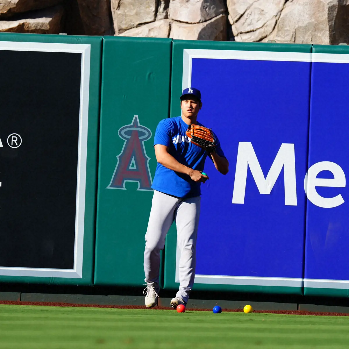 【画像・写真】大谷翔平　移籍後初凱旋エンゼルスタジアムの試合前練習はかつてのホーム側で練習「1番・DH」で先発