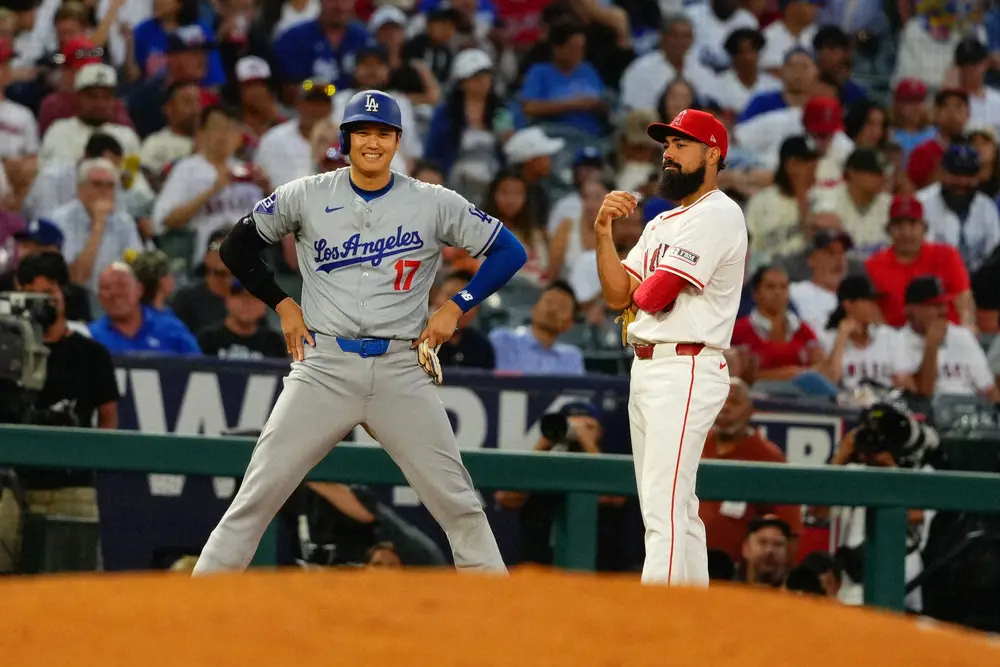 大谷翔平　チケット完売した移籍後初凱旋試合は延長戦勝利に貢献　延長10回は申告敬遠でベッツ3ラン演出