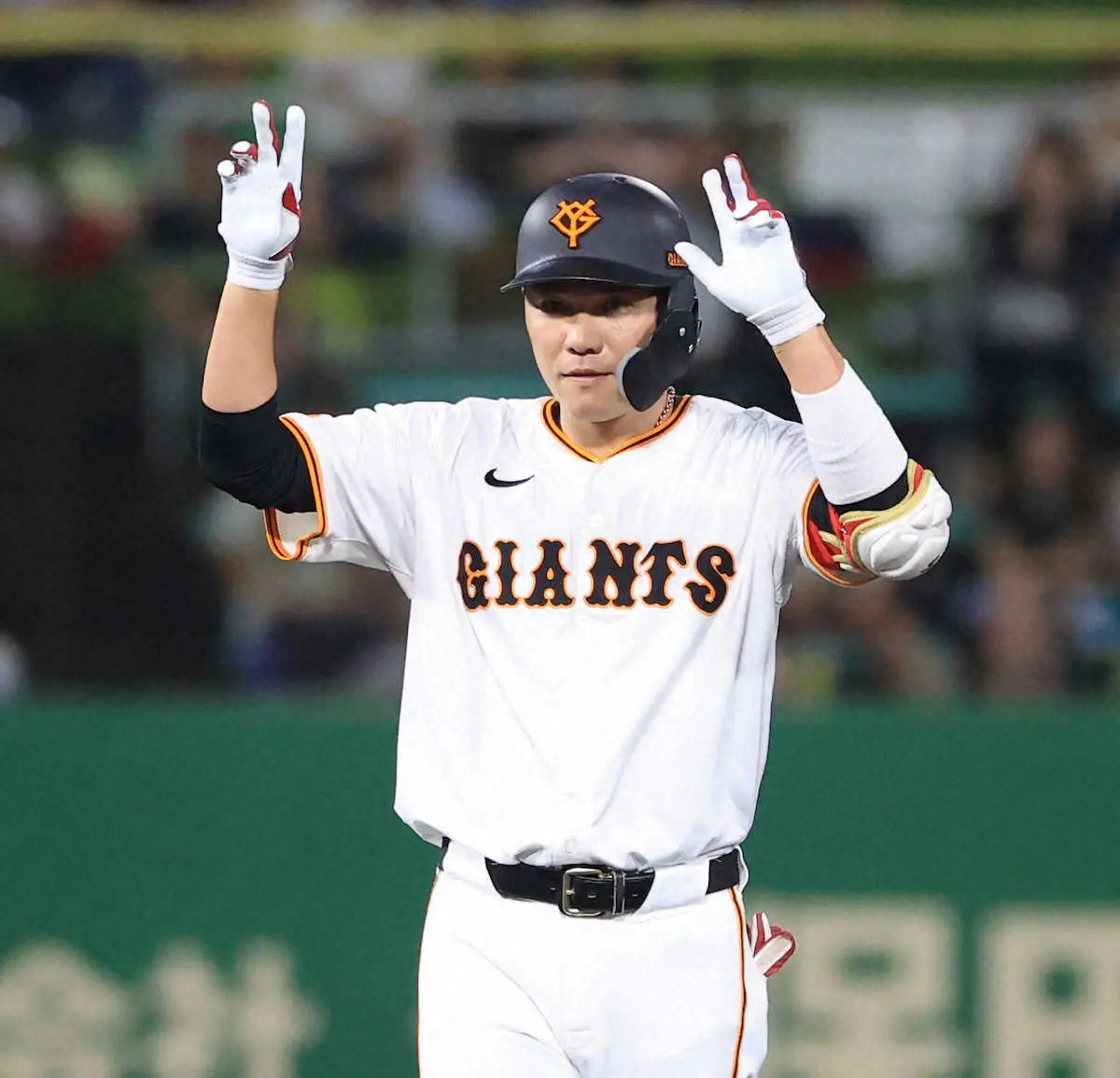 【画像・写真】巨人・坂本勇人　通算457二塁打、1位・立浪和義まであと30　スタメン復帰後初打席で二塁打