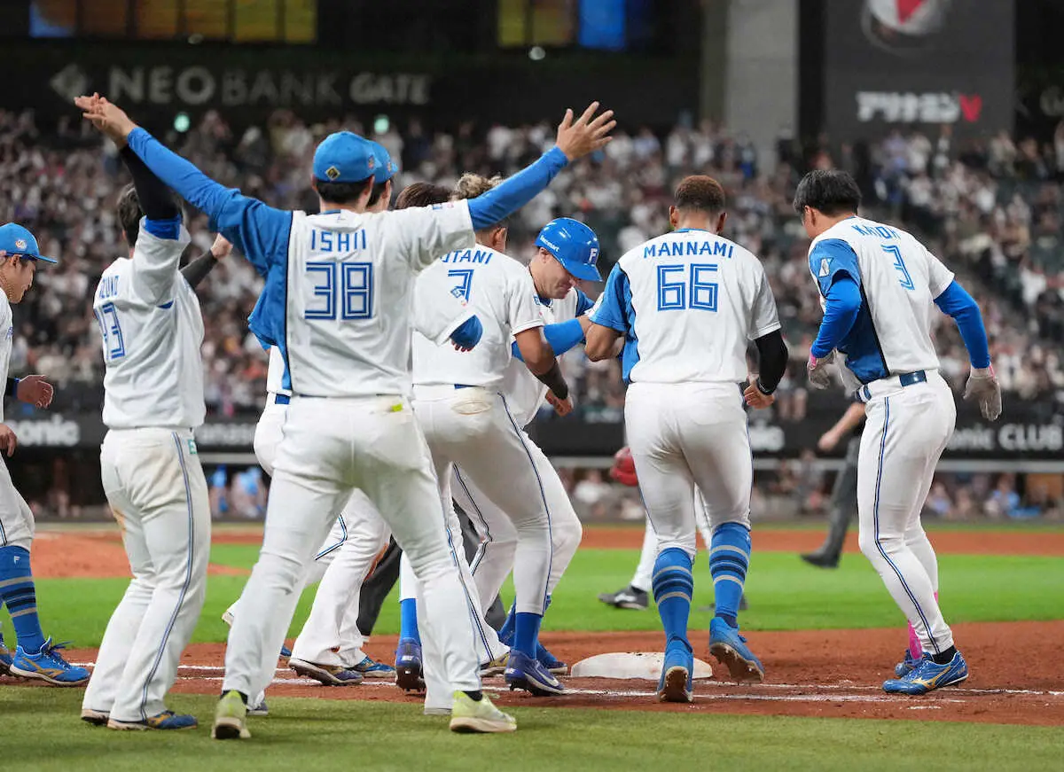 【画像・写真】新庄日本ハム　劇的サヨナラ3連勝！リーグV16年以来の貯金14　代打マルティネス押し出し四球で決着