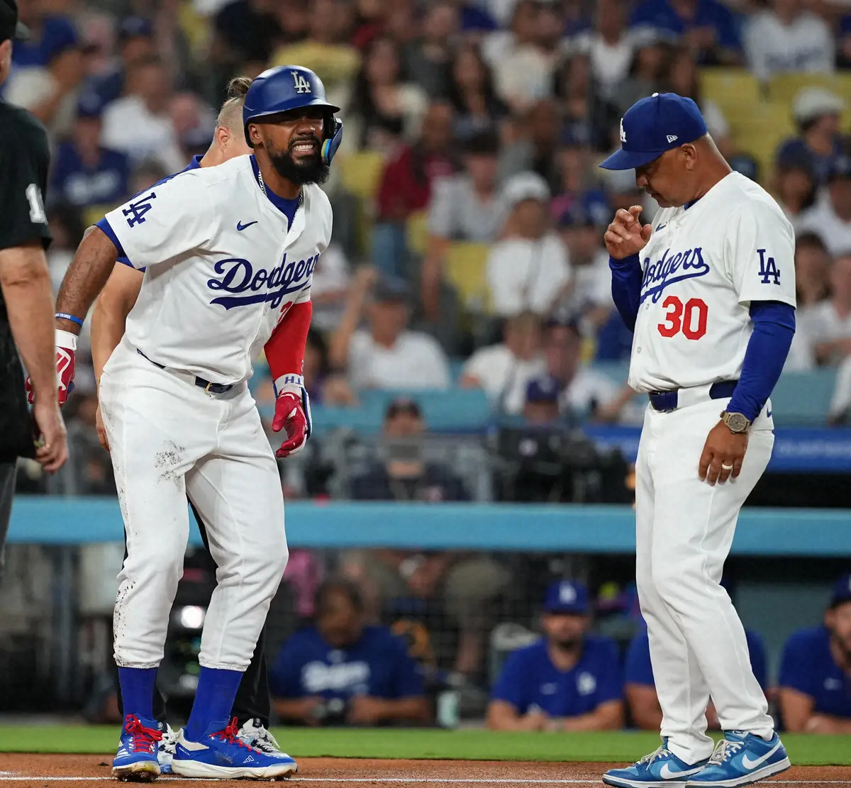 【画像・写真】大谷翔平　45号惜しい！初回は120ｍ大飛球もフェンス手前で失速　T・ヘルナンデスが死球で負傷交代