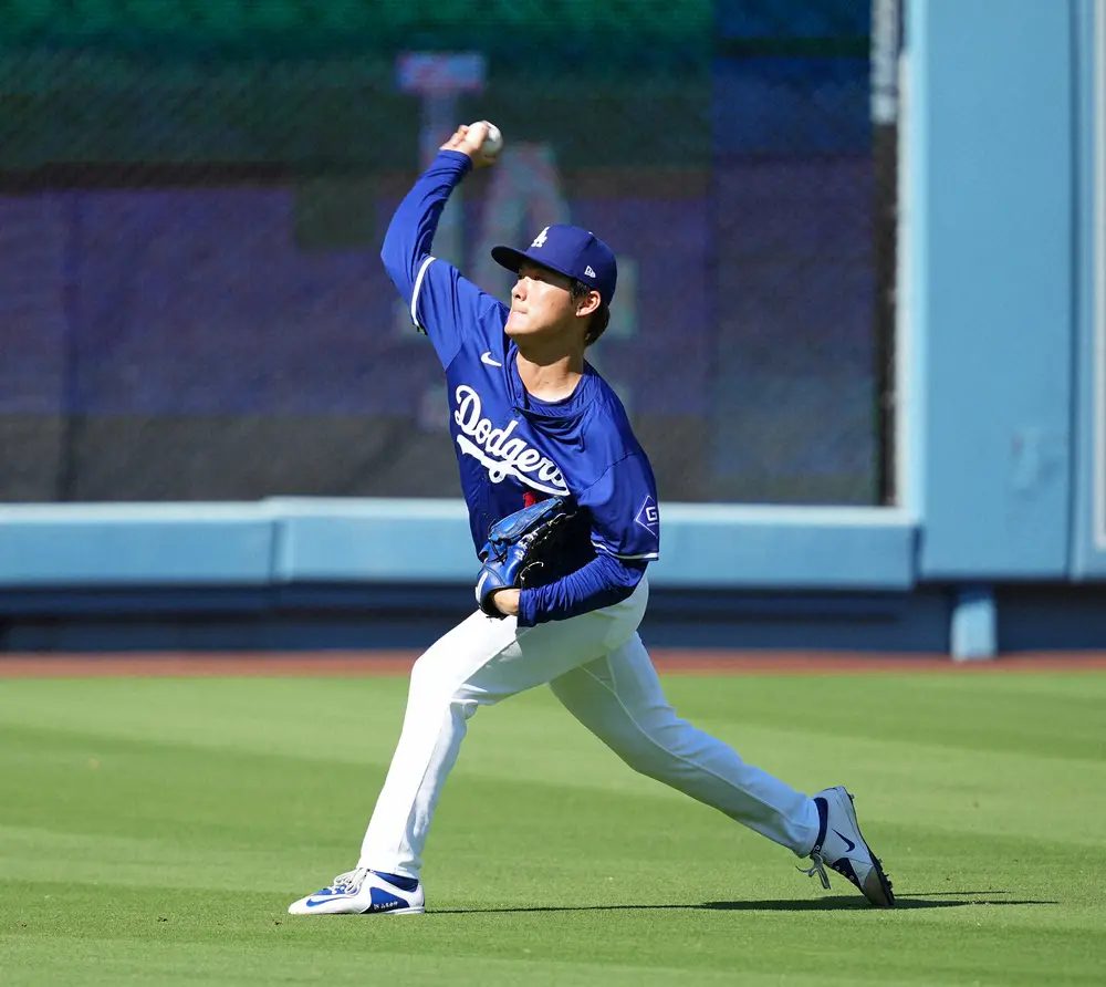 【画像・写真】ドジャース・山本由伸「同じ試合で登板…すごく嬉しい」カブス・今永とメジャー初の投げ合いへ気合