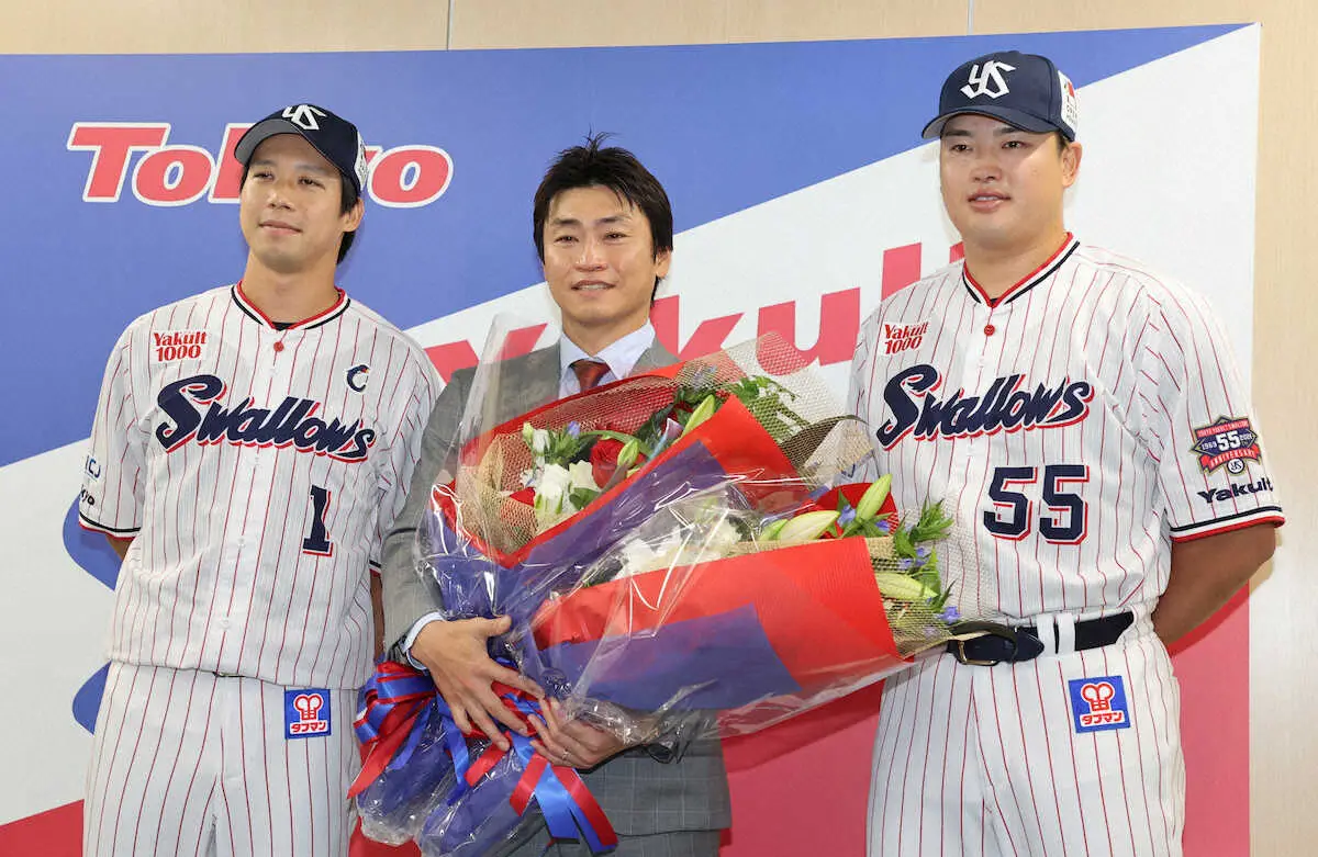 【画像・写真】ヤクルト・青木宣親　笑顔のち涙の引退会見「ホッとしています」　村上からの言葉には涙あふれ…