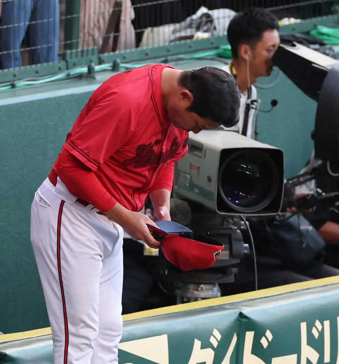 【画像・写真】広島がサヨナラ負けで今季ワースト6連敗　救援陣崩れ、ピンチで失策…9月は2勝10敗