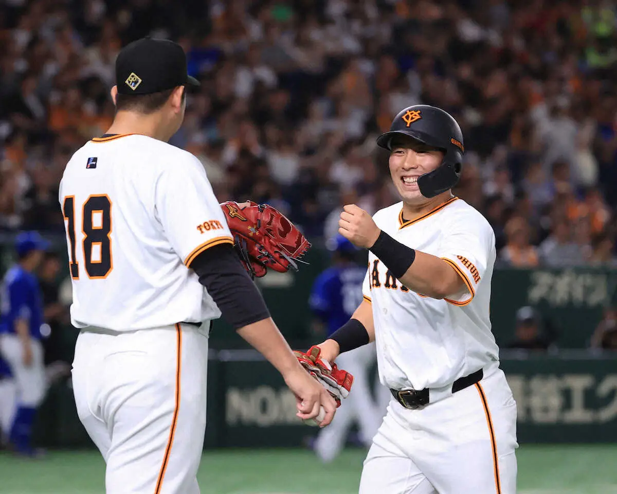 【画像・写真】坂本さん見てますか！巨人の19歳・浅野翔吾が初回からフェン直適時二塁打で追加点　チーム一丸！