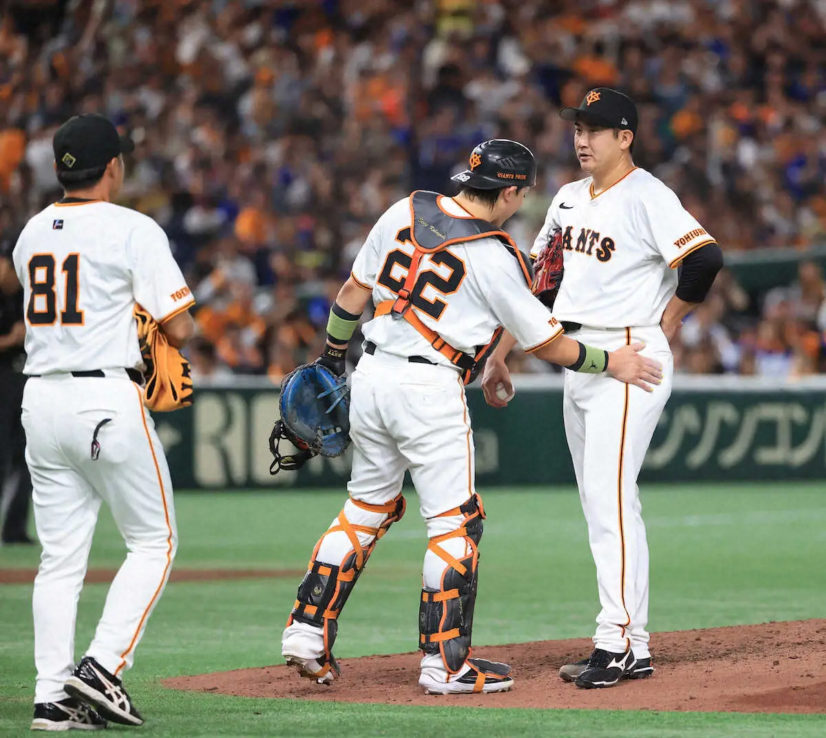 【画像・写真】巨人・大城卓三　拙守続きで菅野が激怒　阿部監督は打席内容指摘「使いたくなくなっちゃう」