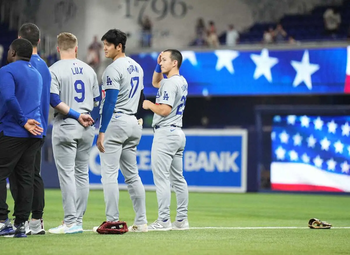 【画像・写真】ナオト・インティライミが大谷翔平らの前で「君が代」独唱　球場では和太鼓演奏も