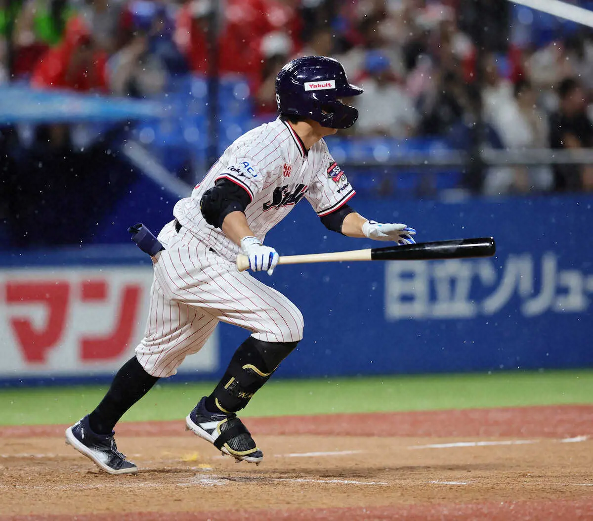 【画像・写真】引退表明のヤクルト・青木が代打で中前打！雨の神宮沸き立つ　日米通算2724安打目　1軍昇格で即魅せた