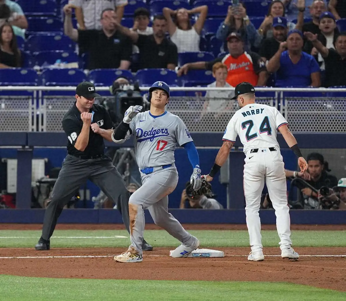 【画像・写真】大谷翔平が止まらない！第3打席は2点二塁打で今季113打点“ゴジラ”まであと3　3安打は67試合ぶり