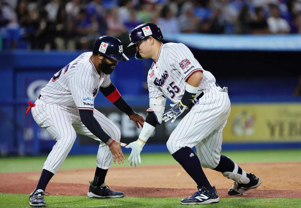 ヤクルト・村上　4年連続30発　24歳シーズンでは史上初