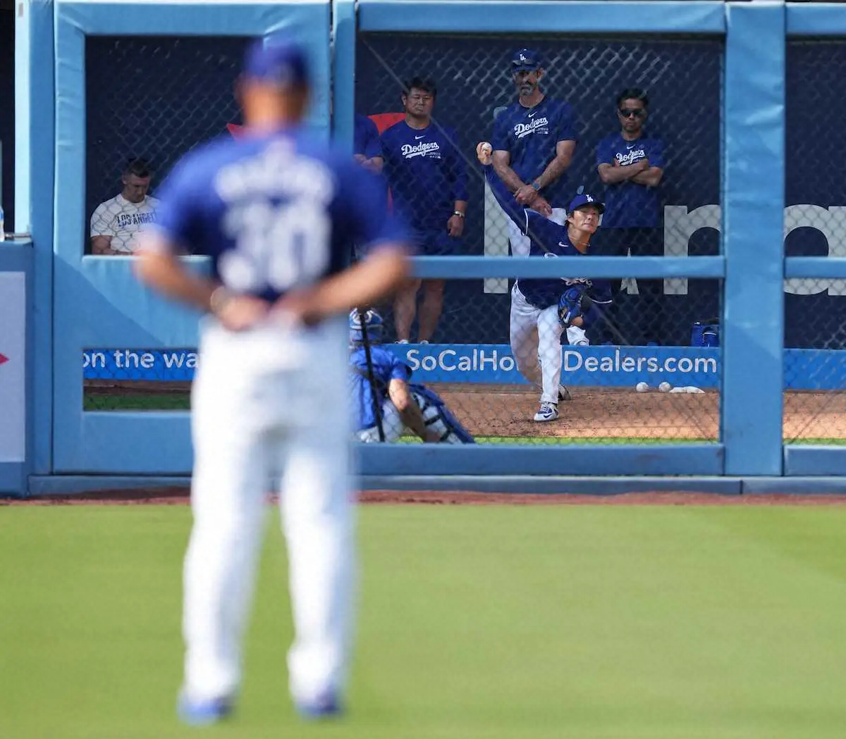 【画像・写真】ドジャース山本由伸　変化球交えてブルペンで25球　23日のロッキーズ戦に先発予定