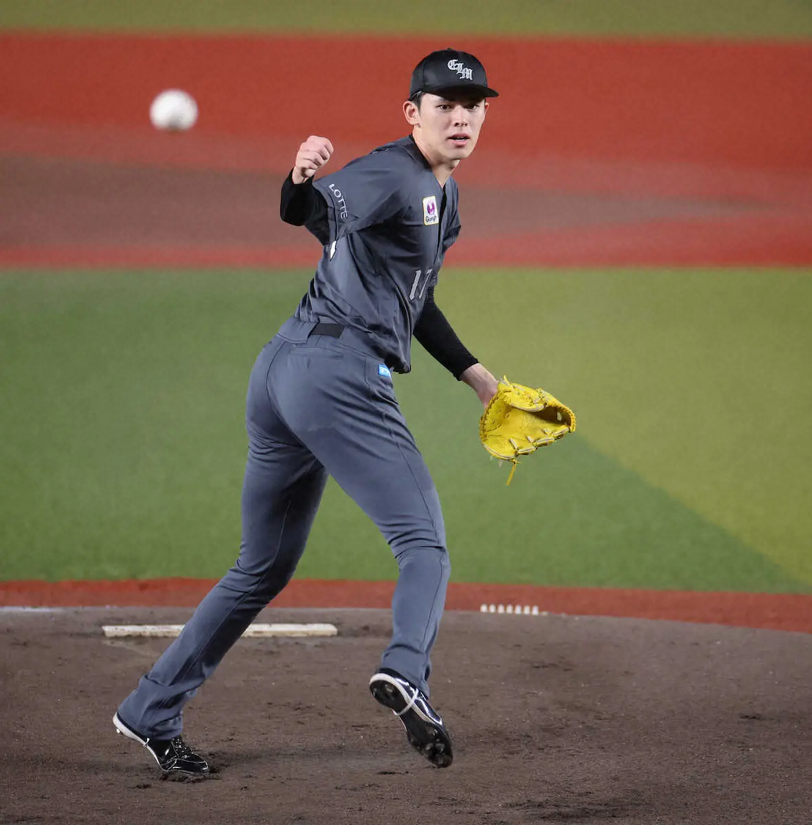 【画像・写真】ロッテ佐々木朗希　初回に2失点　前回登板で危険球退場となった野村大には二塁打浴びる