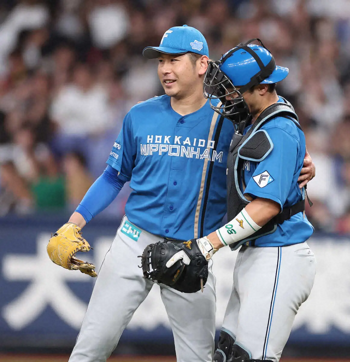 【画像・写真】日本ハム・加藤貴が今季3度目完投で自身初2桁勝利　今季初バッテリーの郡司に「リード上手でした」