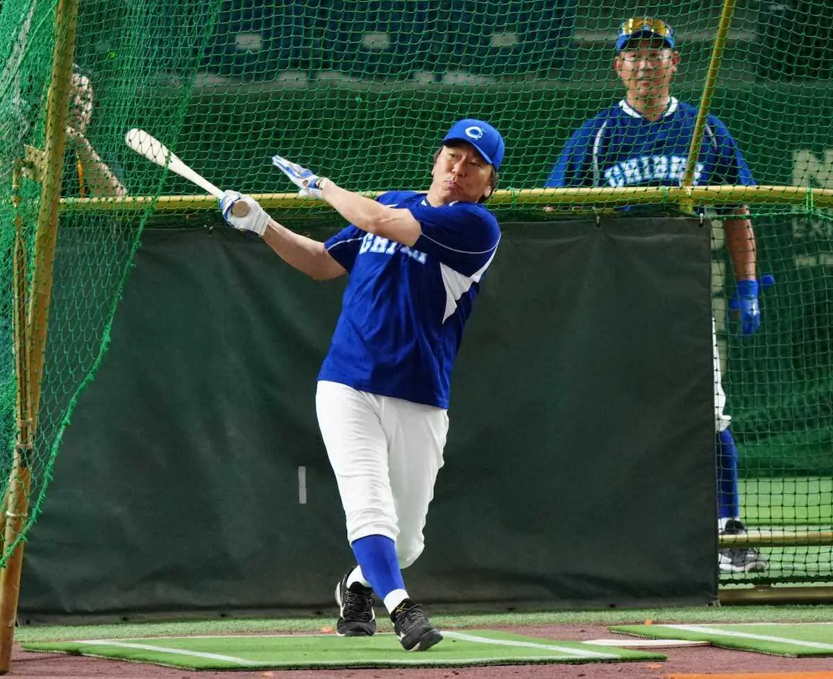 【画像・写真】イチロー氏は1番・投手、松井秀喜氏は4番・中堅で先発 「KOBE CHIBEN」vs高校野球女子選抜