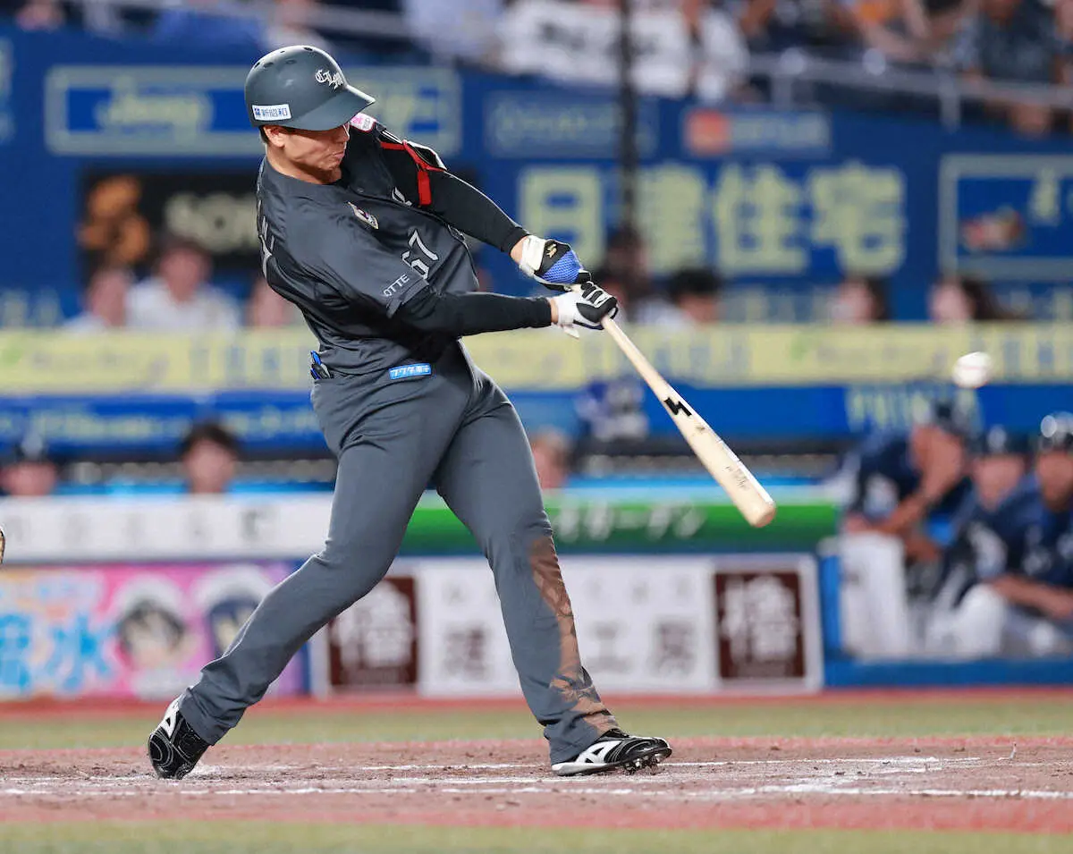 【画像・写真】ロッテ・茶谷　3安打1打点の活躍　朗希の上から目線の感謝に苦笑