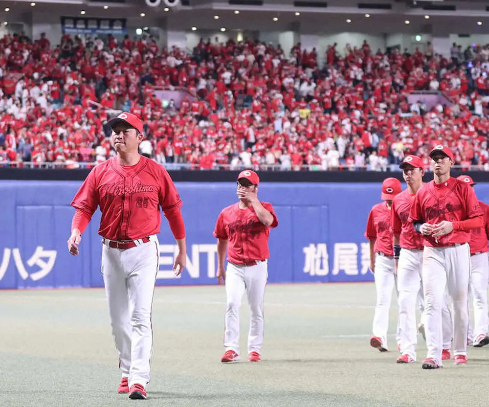 【画像・写真】広島はV可能性が完全消滅　新井監督「もう、やっぱり自分の未熟さでしょう」