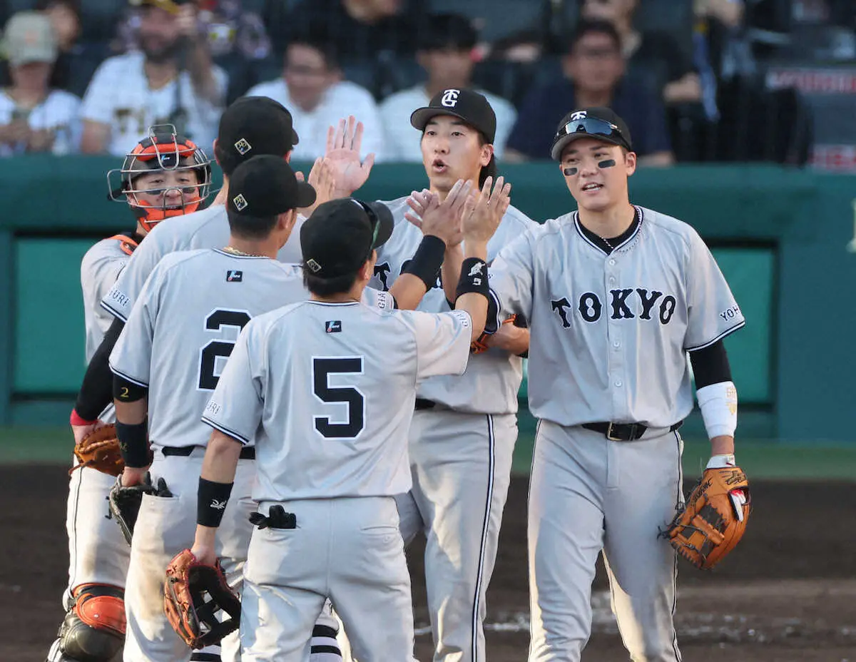 【画像・写真】巨人・坂本の“優勝宣言”にファン大興奮　決勝打で4年ぶりVへ「その力強い言葉が聞きたかった！」