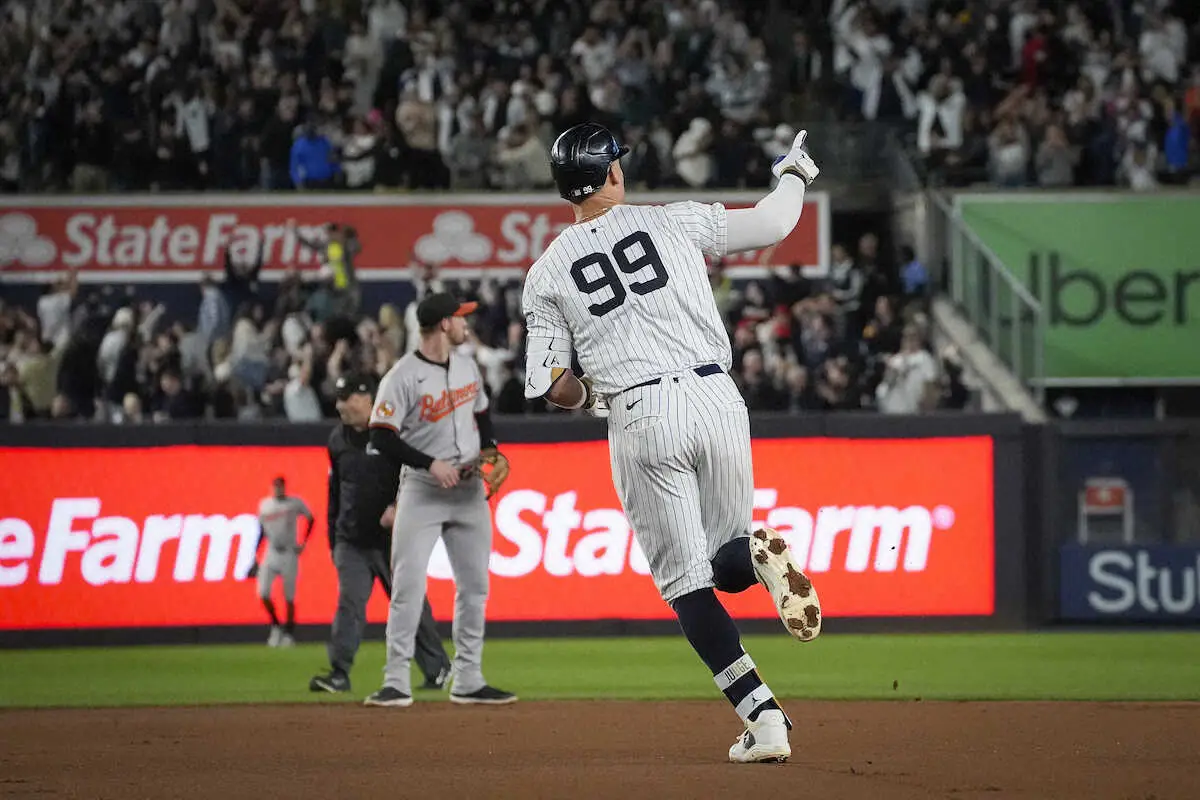 【画像・写真】ジャッジが3戦連発56号！ヤンキース勝てば地区優勝決まる一戦　本拠ファン総立ち＆ベンチはお祭り騒ぎ