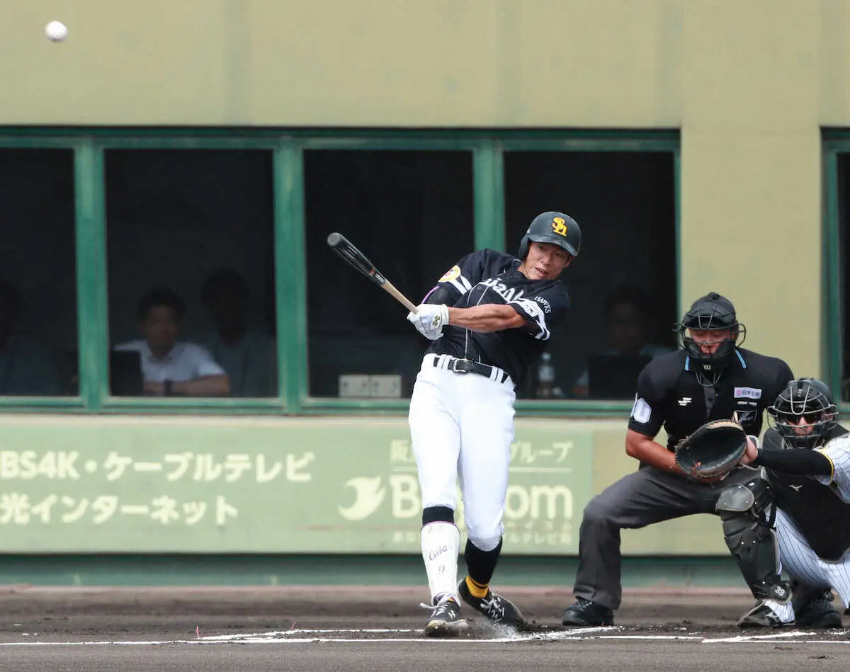 ソフトバンク　2軍戦で柳田悠岐が豪快1号ソロ　右大腿裏痛から復帰目指す