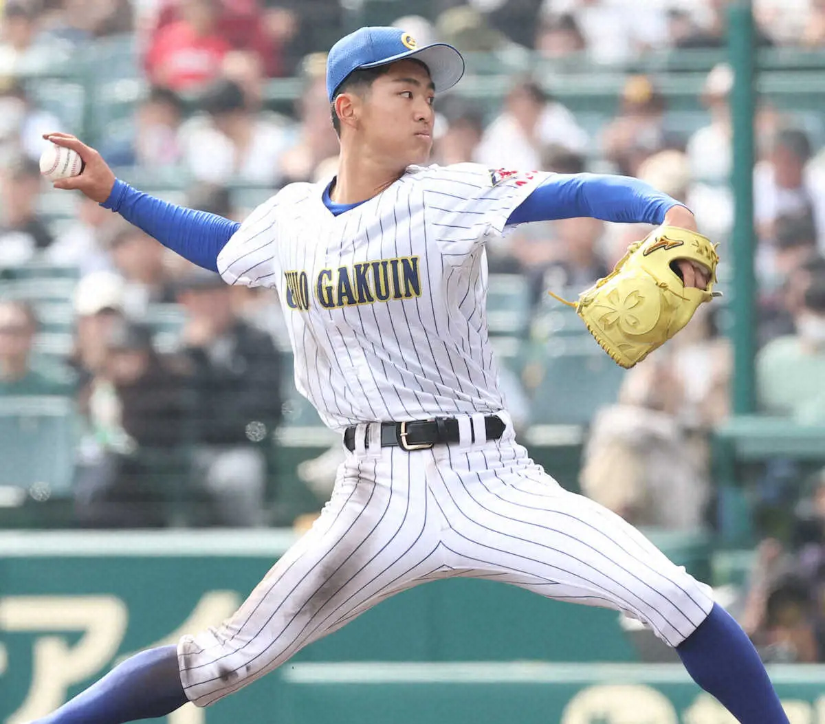 【画像・写真】センバツ高校野球で、登板した中央学院・颯佐