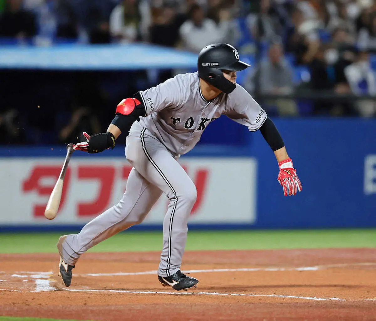 【画像・写真】巨人・中山　プロ初3安打でCSへ「食い込んでいきたい」　山瀬は今季初先発マスクで2安打