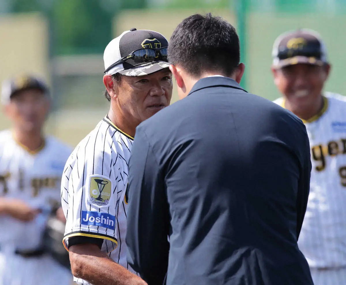 来季構想外の阪神選手へ和田2軍監督「本当に頑張ってほしい」