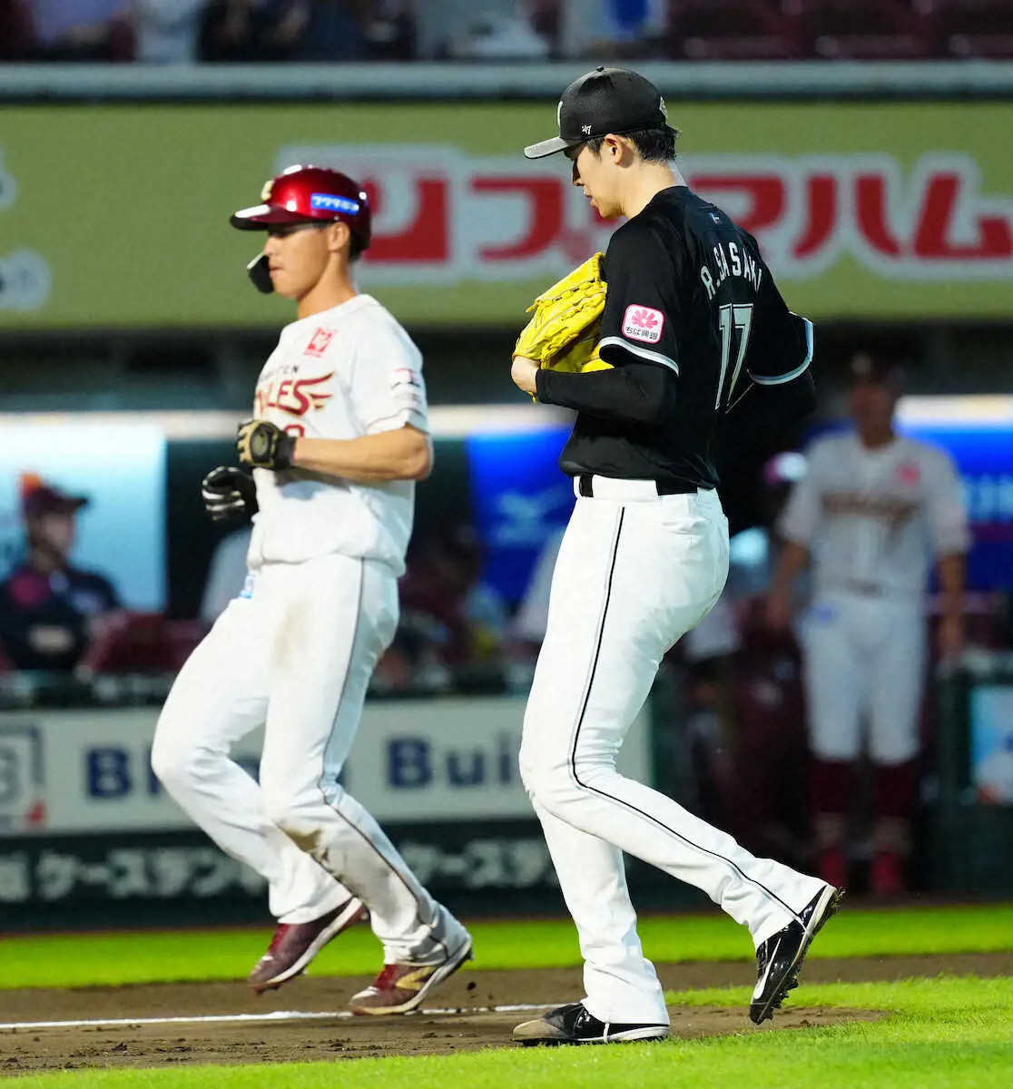 【画像・写真】ロッテ・佐々木朗希　初回2死無走者から1失点…フォークで2暴投　最速は157キロ　自身初10勝へ先発